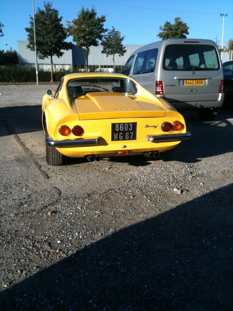 ferrari 118 810487.jpg