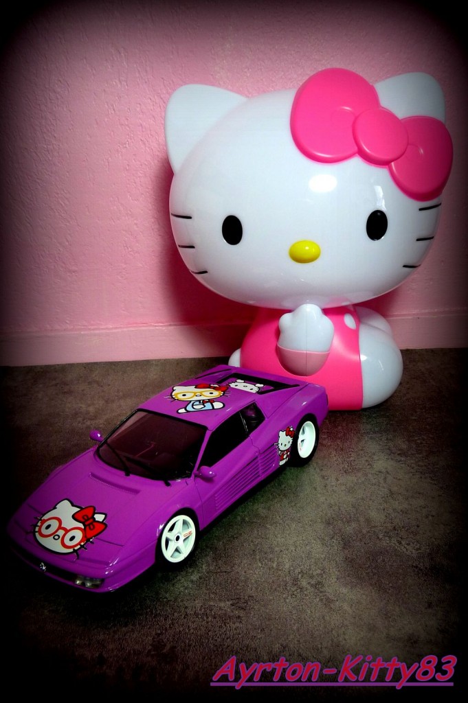 testarossa hello kitty.jpg